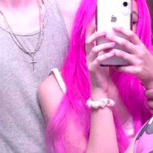 Meet your Posher, Ella